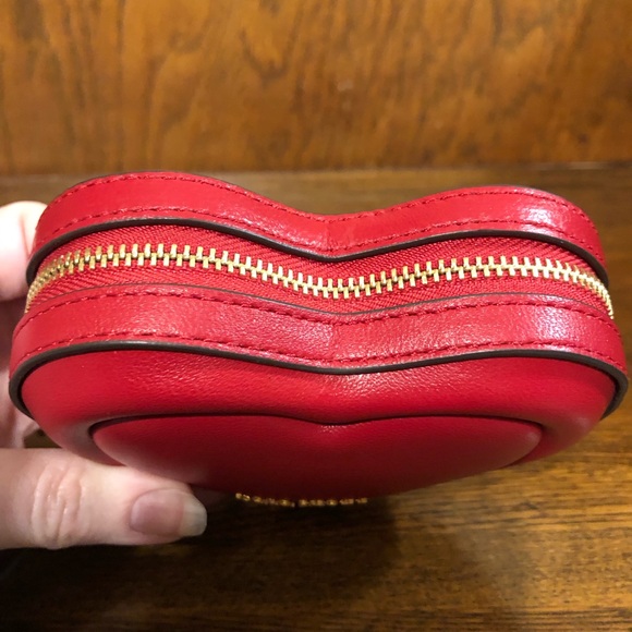 NWT-Kate Spade-Pitter Patter Heart ❤️Convertible Coin Purse-Perfect Cherry-$128 - Picture 4 of 16